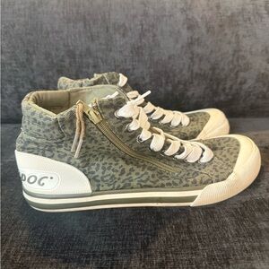 Rocket Dog Women's US 9 Olive Army Green Pattern Sneakers Distressed Y2K Preowed